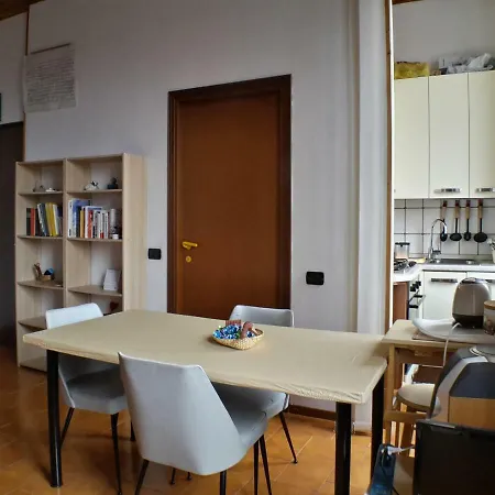 Apartment Casa Calderini Como